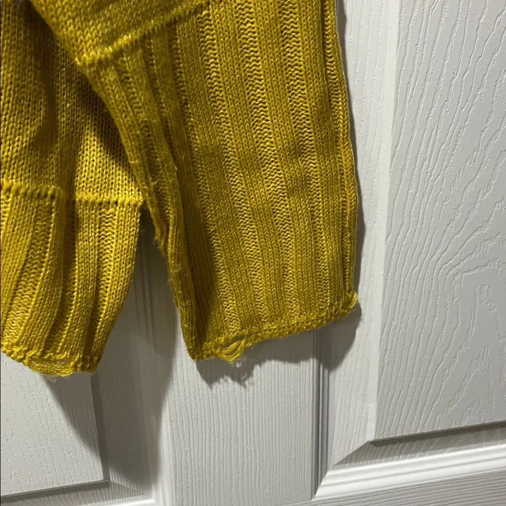 Easel Yellow Multicolor Patterned Sweater - Picture 4 of 4